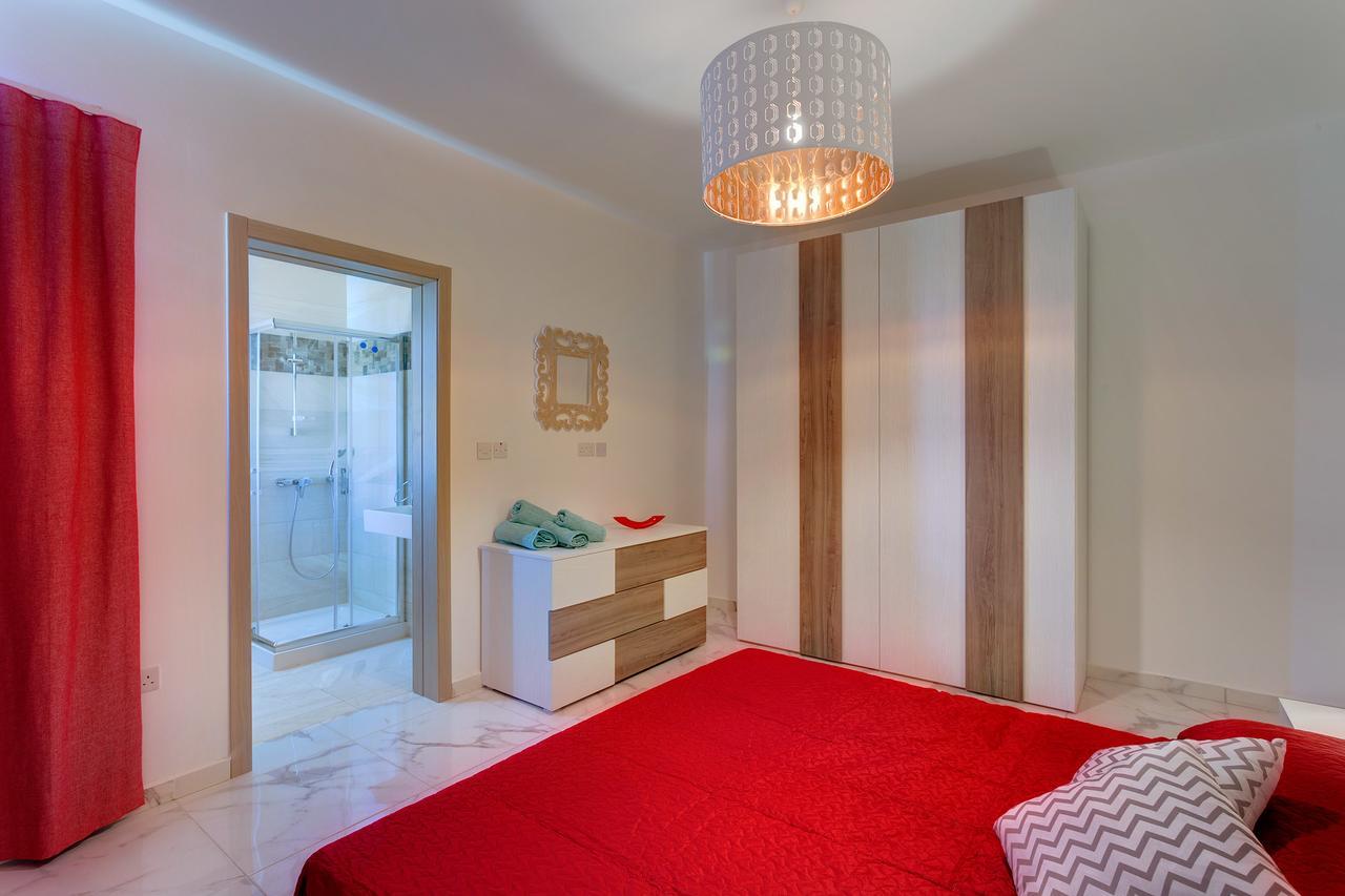 Marvelous 2 Bedroom Apartment By The Sea Qawra Buitenkant foto